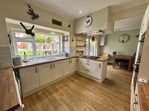 Photo 8- click for photo gallery